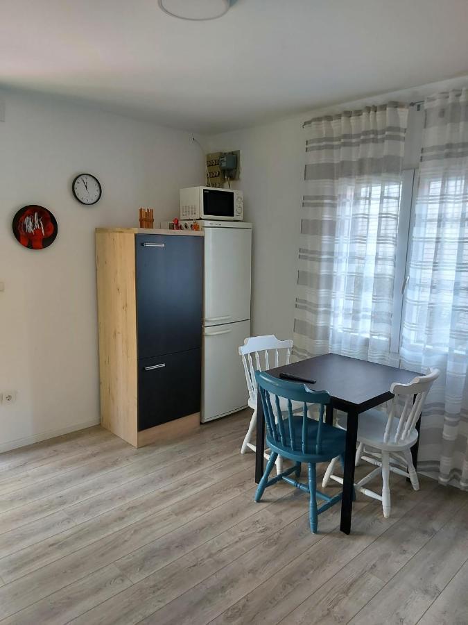 Apartman Alka Zaboric Esterno foto